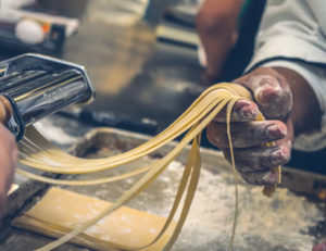 Osteria produttore di pasta fresca tipica piemontese Piazza Solferino 